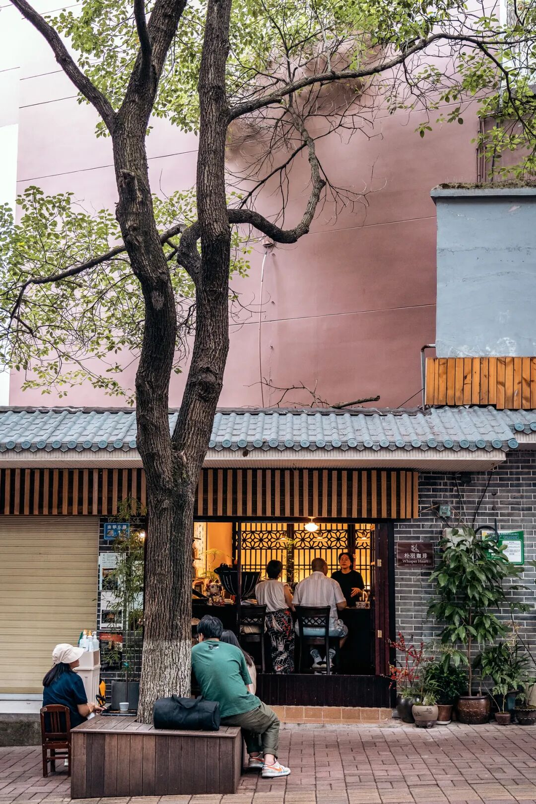 Image related to 48 Hours in Guiyang: Discovering the Far More Than Just "Sour and Spicy" Wonders of Guizhou Cuisine