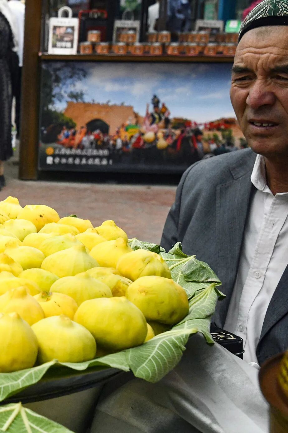 Image related to China's Fruit Hierarchy: Undisputed King Reigns Supreme