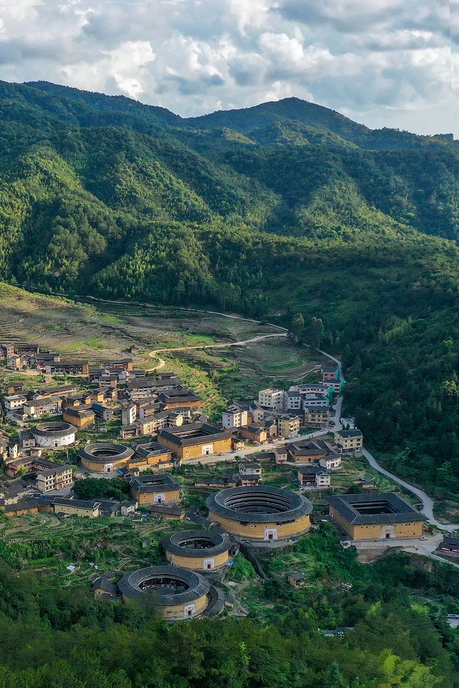 Image related to Fujian: From Sky to Sea, How Far Can It Go?