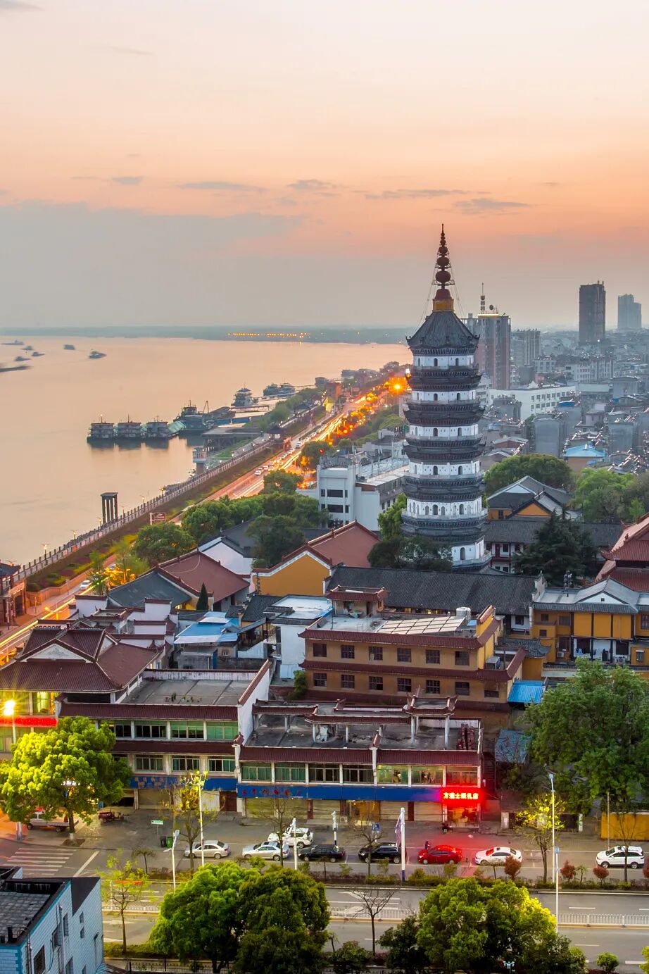 Image related to The Most Underrated City in Anhui: Why Does It Hold Half of Huizhou Cuisine's Legacy?