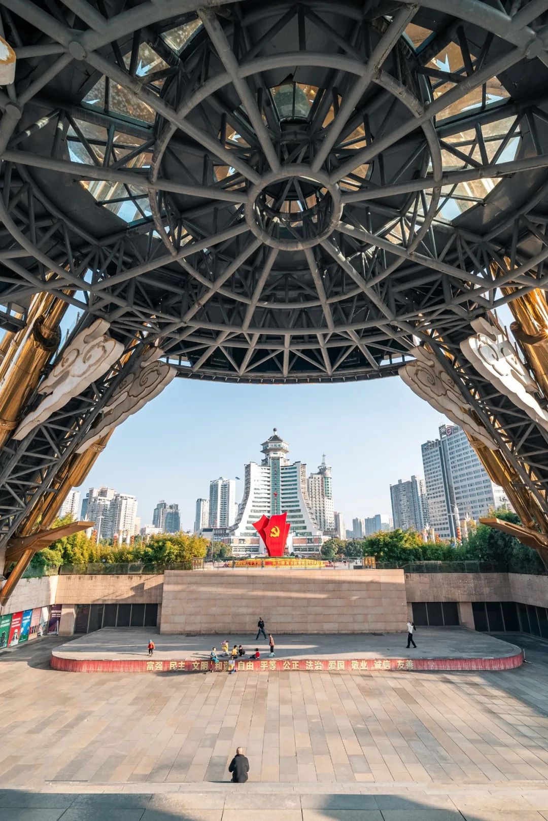 Image related to How Mountains and Rivers Shaped a Mighty City: Tracing Guiyang's 700-Year Cultural Roots