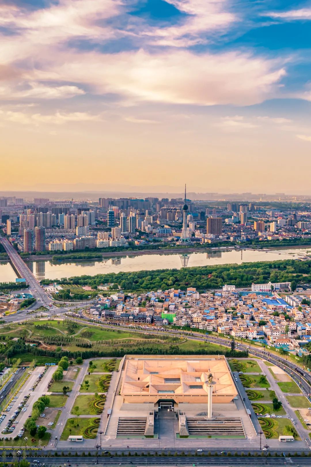 Image related to Xi'an or Luoyang: Which Truly Deserves the Title of China's Ancient Capital?