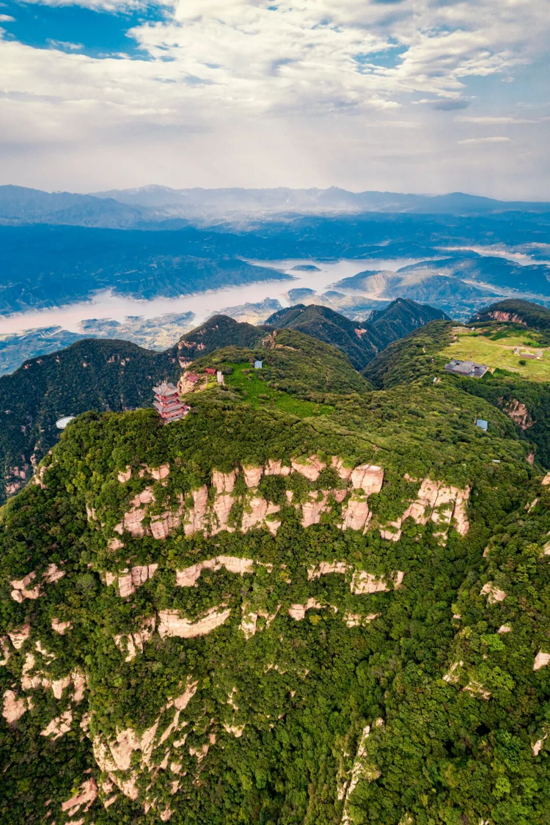 Image related to Xi'an or Luoyang: Which Truly Deserves the Title of China's Ancient Capital?