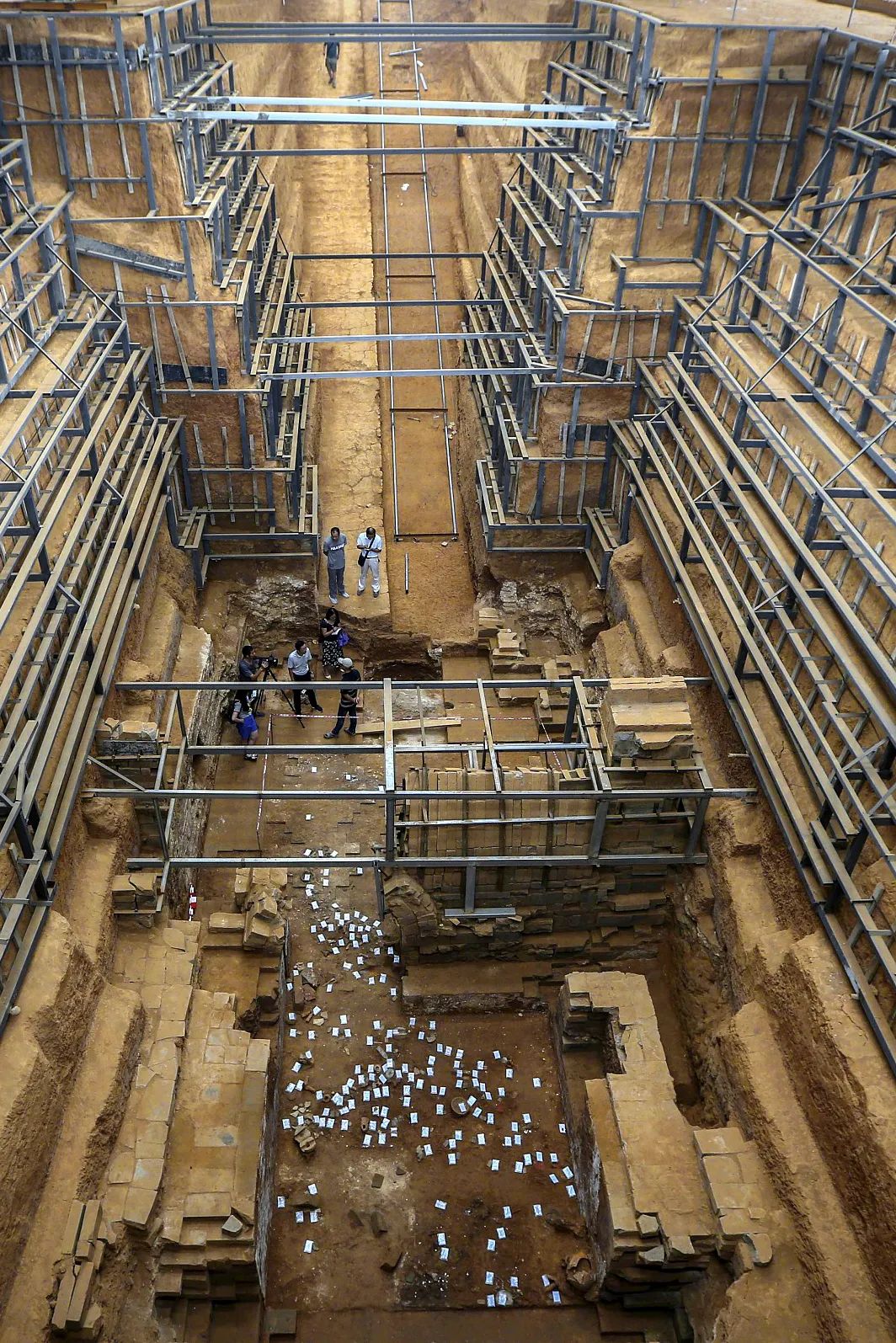 Image related to Xi'an or Luoyang: Which Truly Deserves the Title of China's Ancient Capital?