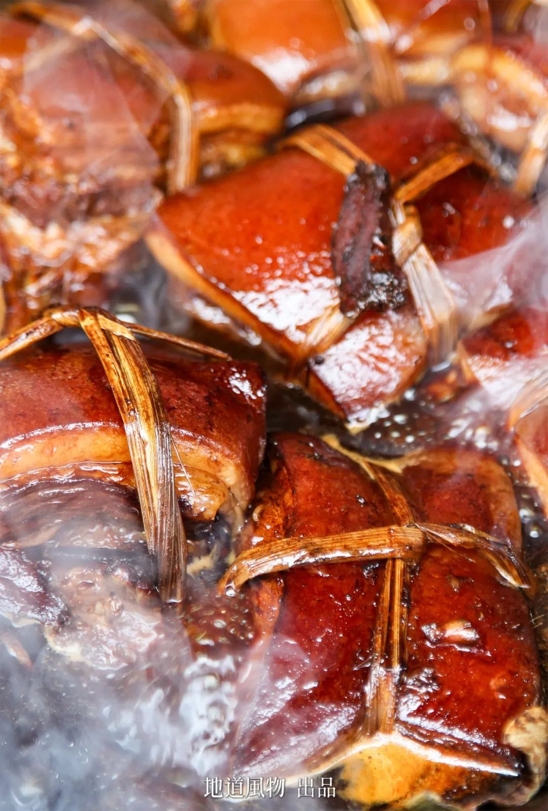 China's Ultimate New Year Feast: Southern Twists Outshine Northern Traditions