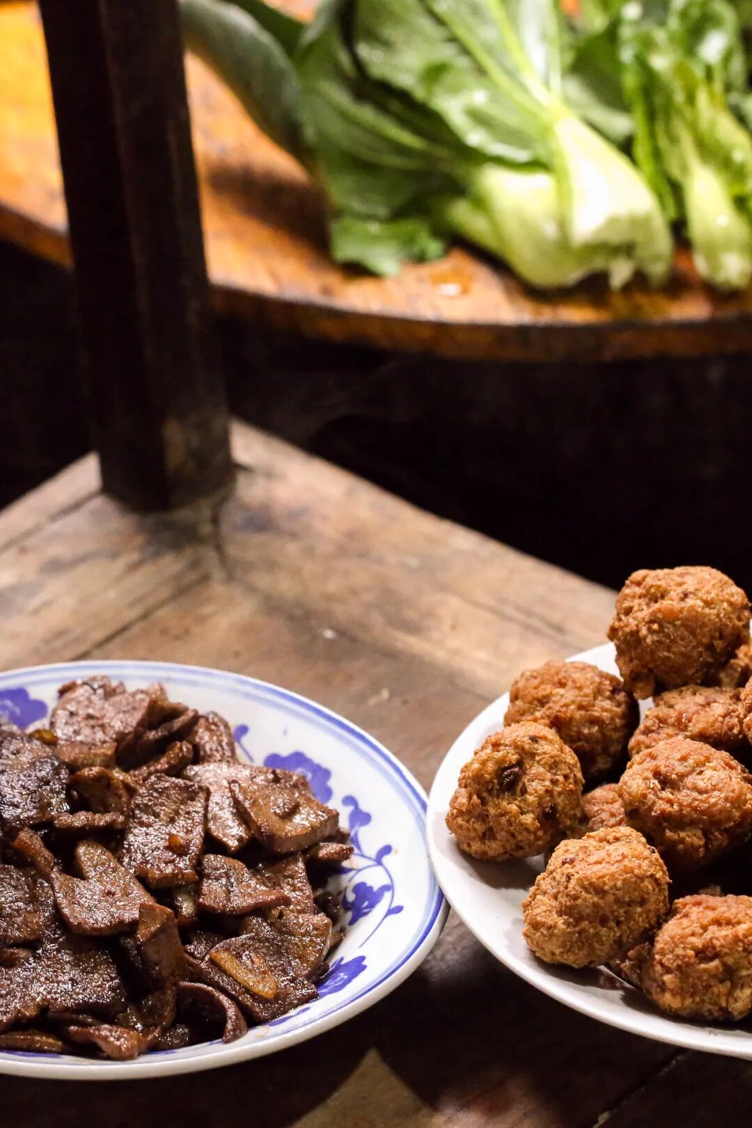 Image related to China's Ultimate New Year Feast: Southern Twists Outshine Northern Traditions