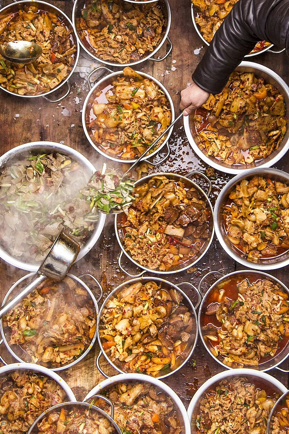 Image related to China's Ultimate New Year Feast: Southern Twists Outshine Northern Traditions
