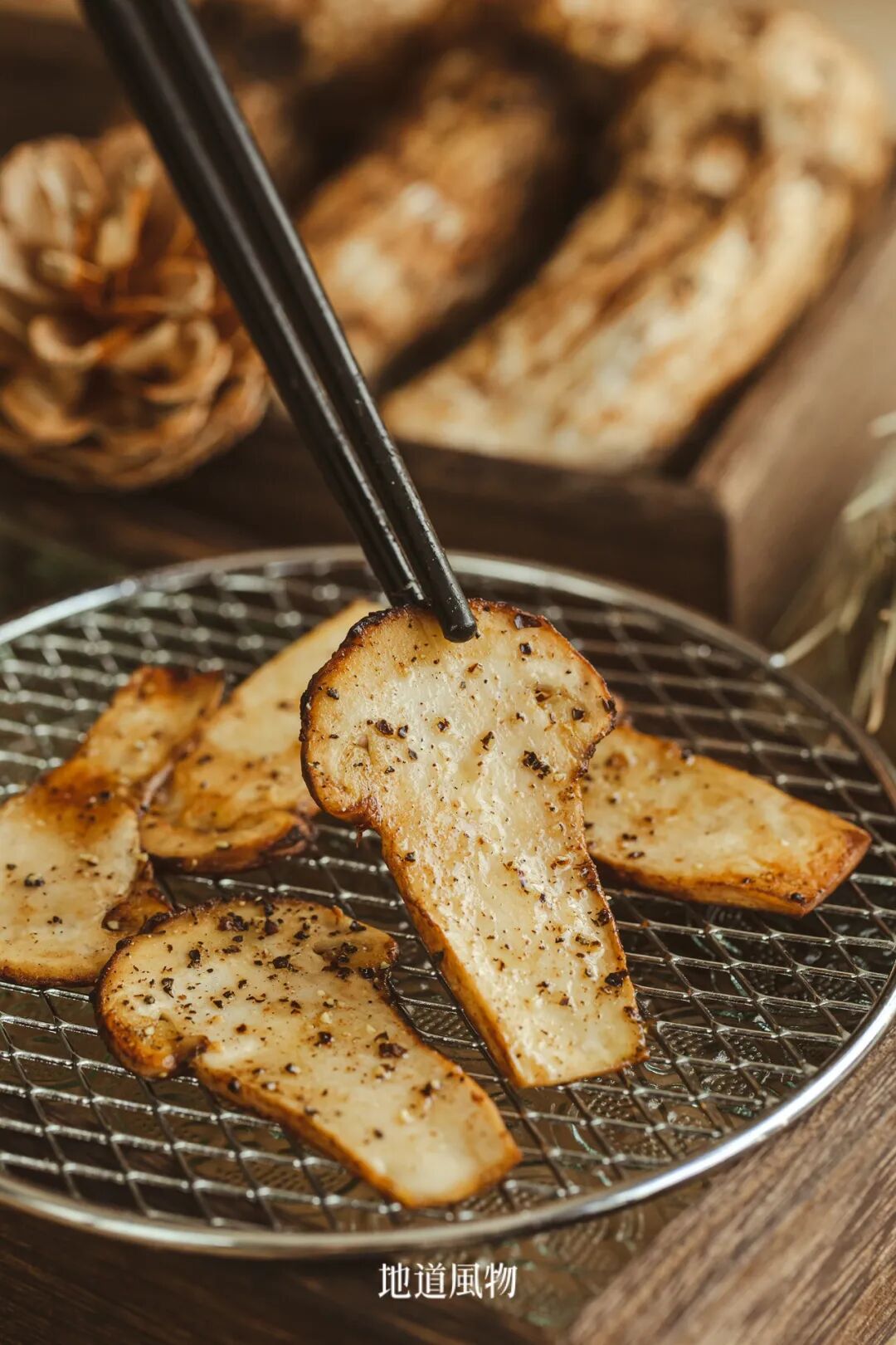 Image related to Southwest China's Summer Delicacy: Available Only One Month a Year