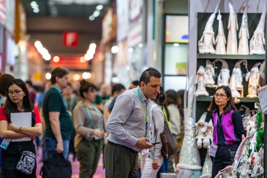 Image related to Guangzhou: What Makes It a Pioneer in So Many Fields?