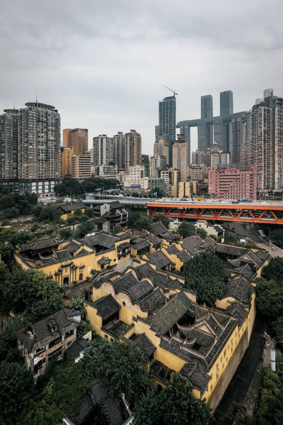 Image related to Why can a single bowl of Xiaomian represent Chongqing?