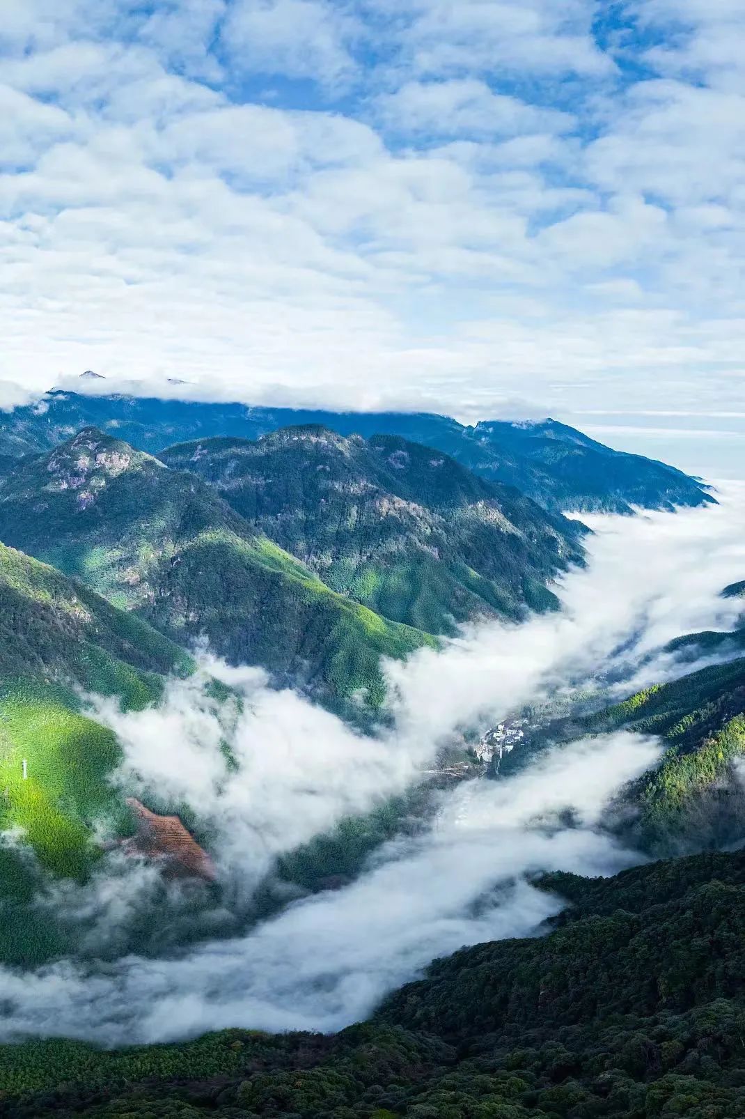 Image related to Fujian: From Sky to Sea, How Far Can It Go?