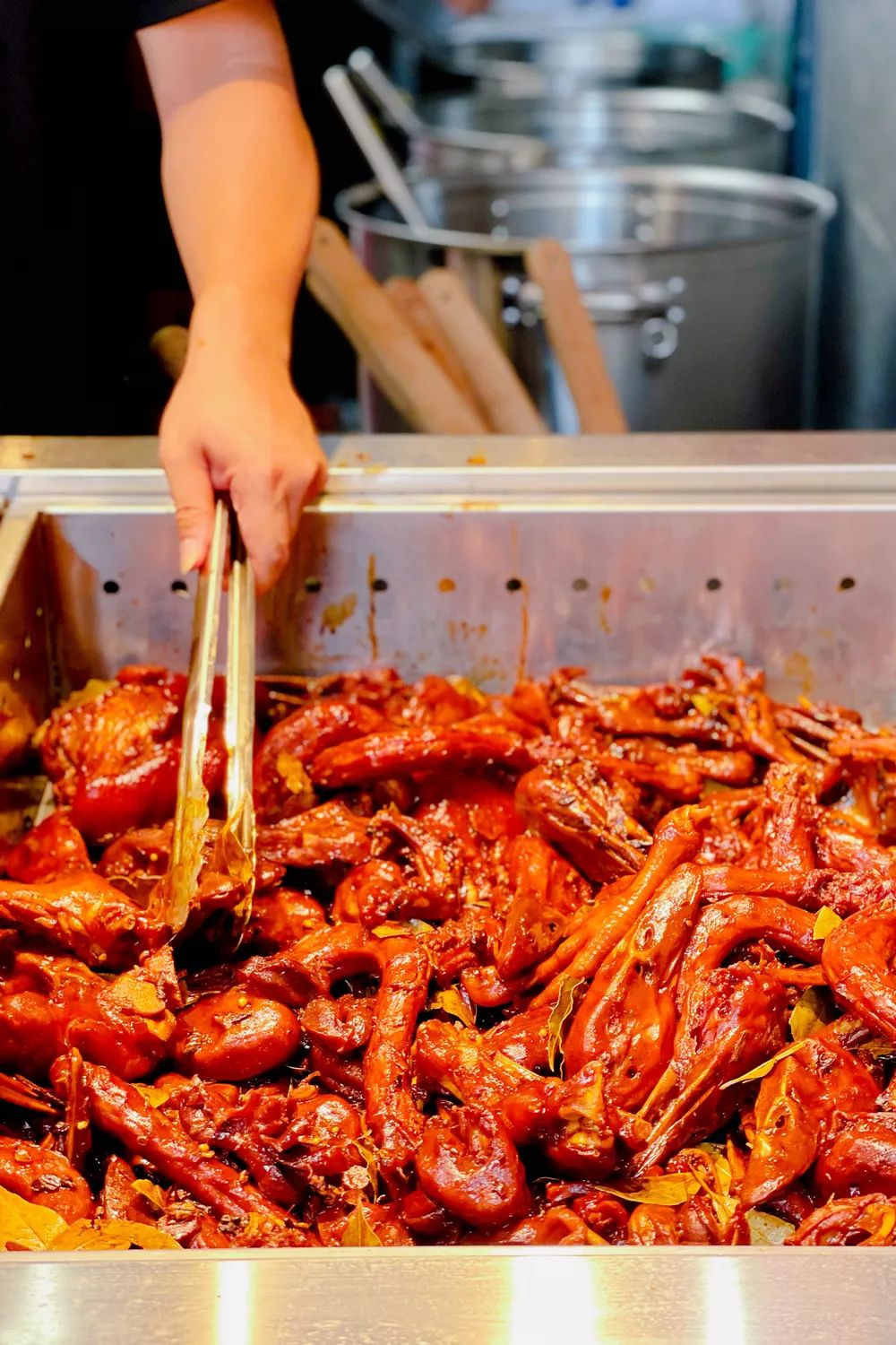 The Most Underrated City in Zhejiang: Its Spicy Cuisine is Rocking the Entire Free-Shipping Region!