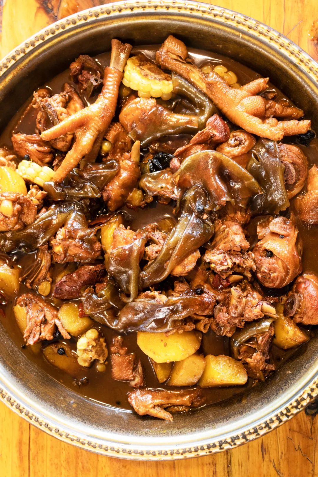 Image related to China's Ultimate Chicken-Eating Capital: Devouring 100 Million Annually!