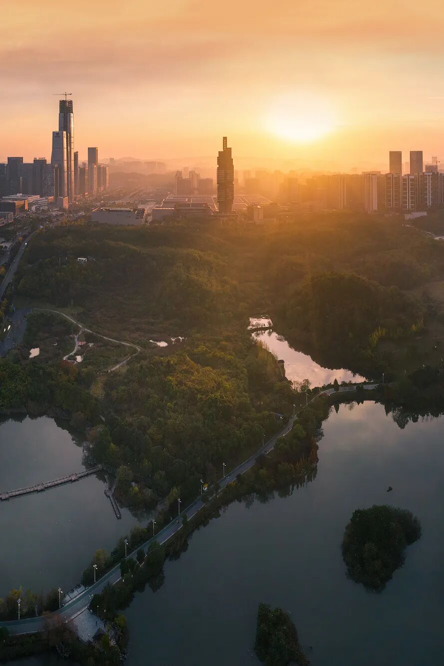 Image related to How Mountains and Rivers Shaped a Mighty City: Tracing Guiyang's 700-Year Cultural Roots