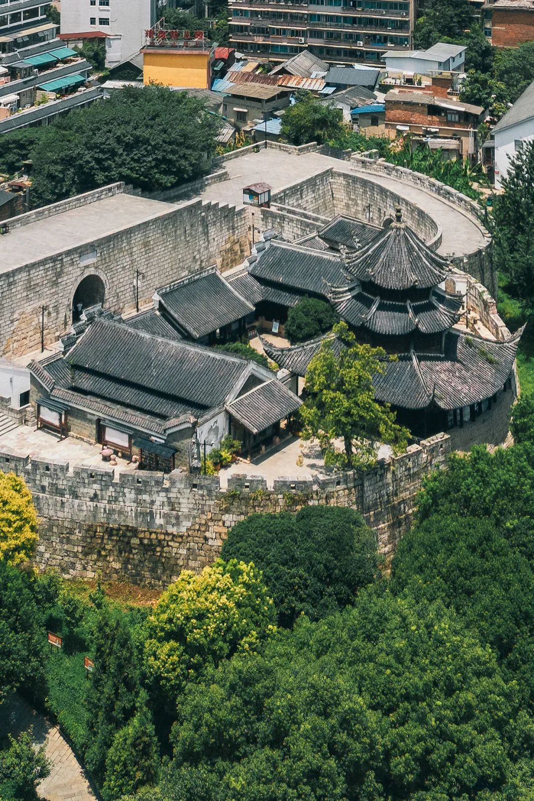 Image related to How Mountains and Rivers Shaped a Mighty City: Tracing Guiyang's 700-Year Cultural Roots