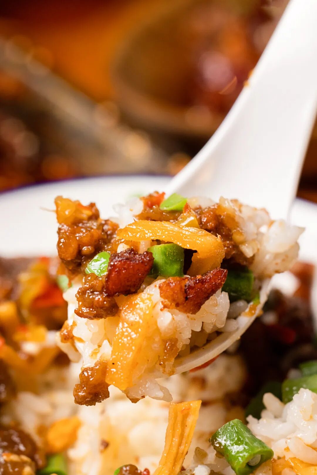 Image related to How Irresistibly Addictive Are China’s Most Decadent "Grease Bombs" with Rice?