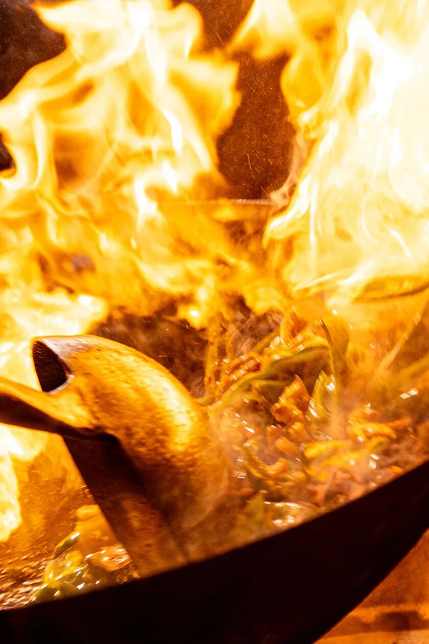 Image related to How Irresistibly Addictive Are China’s Most Decadent "Grease Bombs" with Rice?