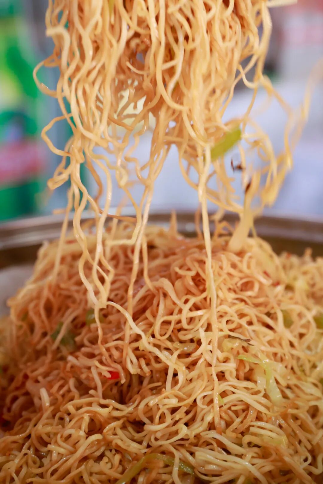 Image related to The Northwest Carb Capital Where Oil-Fried Bread and Fine Noodles Bloom, Keeping Millions Awake with Cravings
