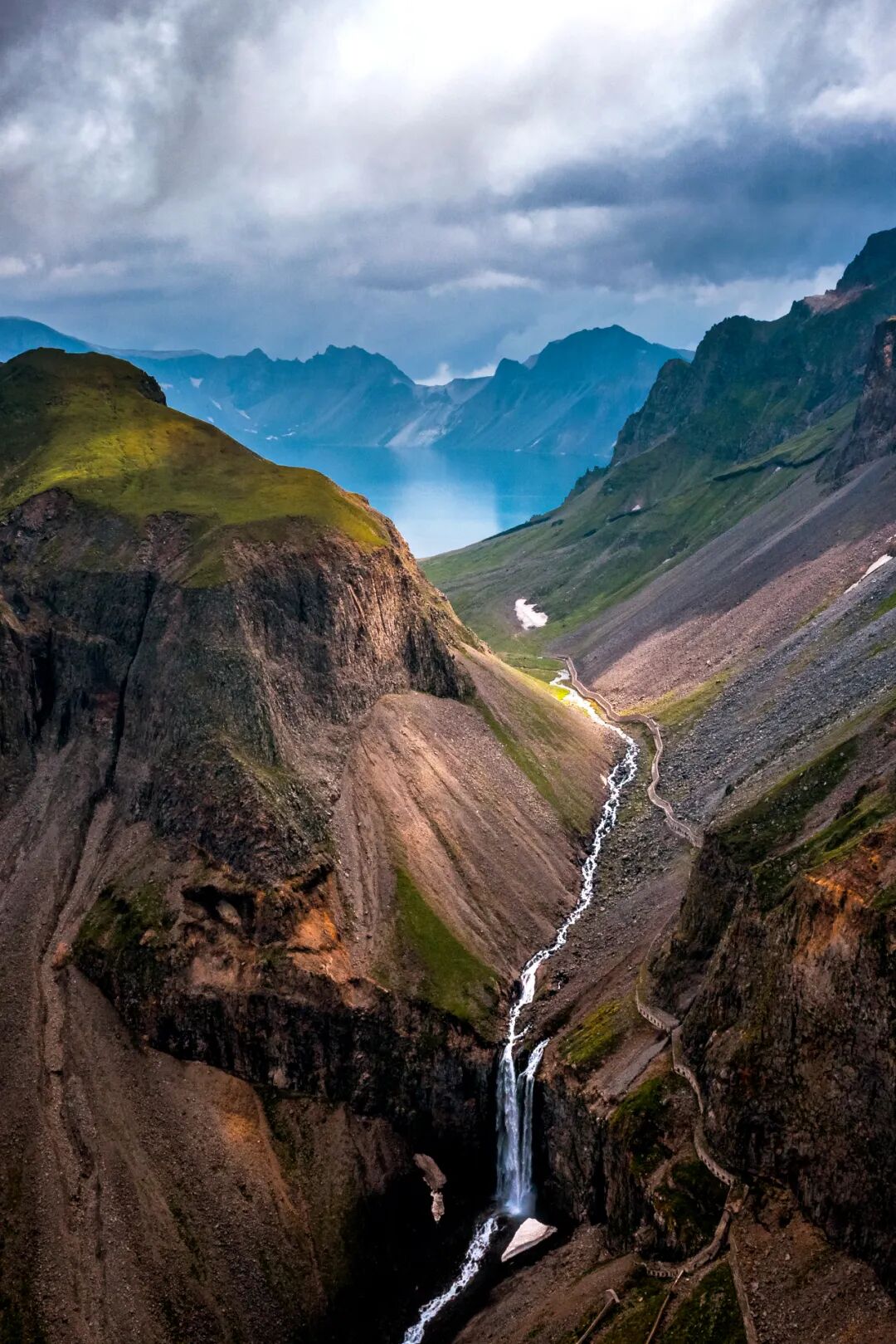 Image related to China's Most Gifted Summer Retreat Province: Revel in a Refreshing 22°C Getaway!