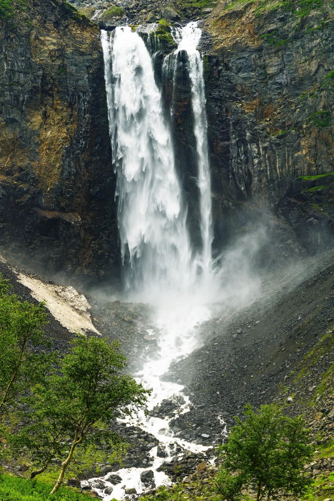 Image related to China's Most Gifted Summer Retreat Province: Revel in a Refreshing 22°C Getaway!