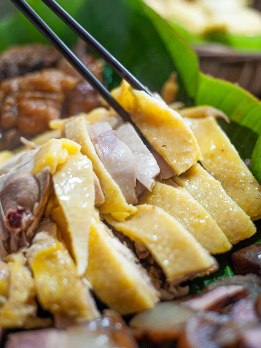 Image related to Which Chinese Province Eats Chicken Best? Their Obsession with White-Cut Chicken Explained