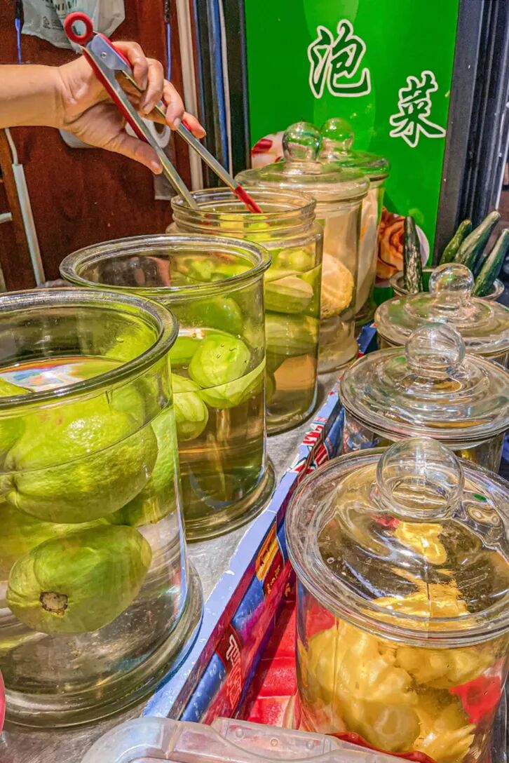 Image related to A Year-Round Fruit Fiesta: How This Mega-Province Sweetens China's Four Seasons
