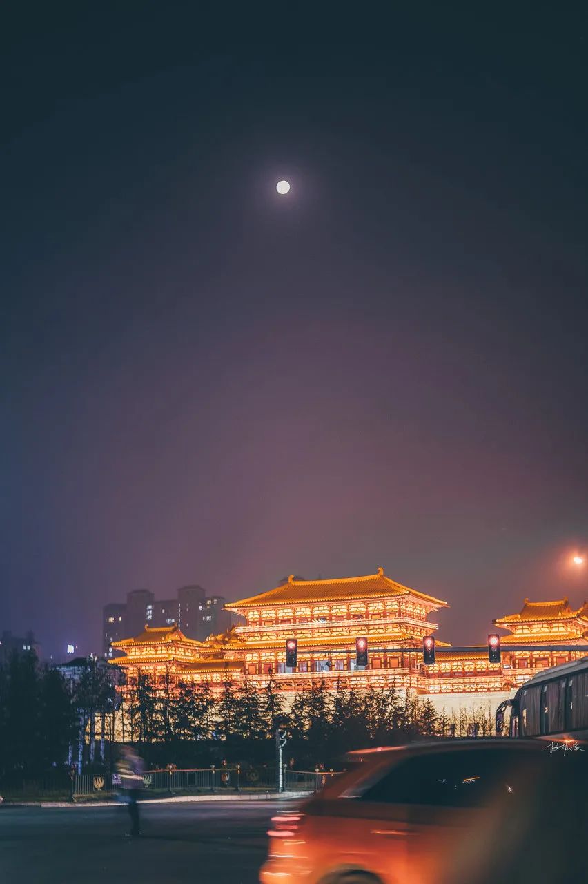 Image related to Luoyang: Ancient Capital Adorned with Fragrant Peonies, Recommended by China's Foreign Ministry to the World