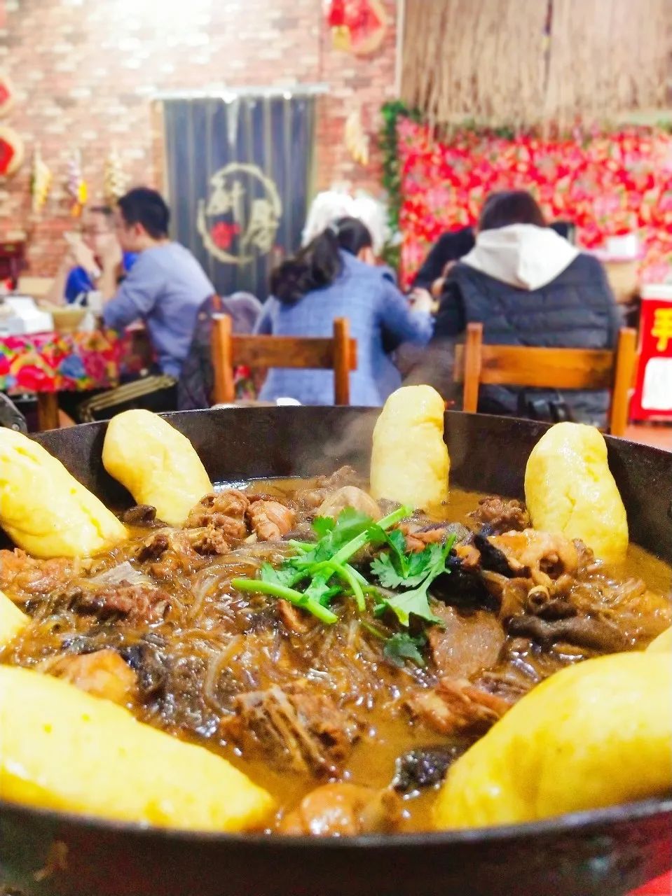 Image related to Harbin: The Ice-Snow Legend of the Oriental Paris! Central Avenue & St. Sophia Cathedral – A Farewell of 120,000 in Northeast China's Past