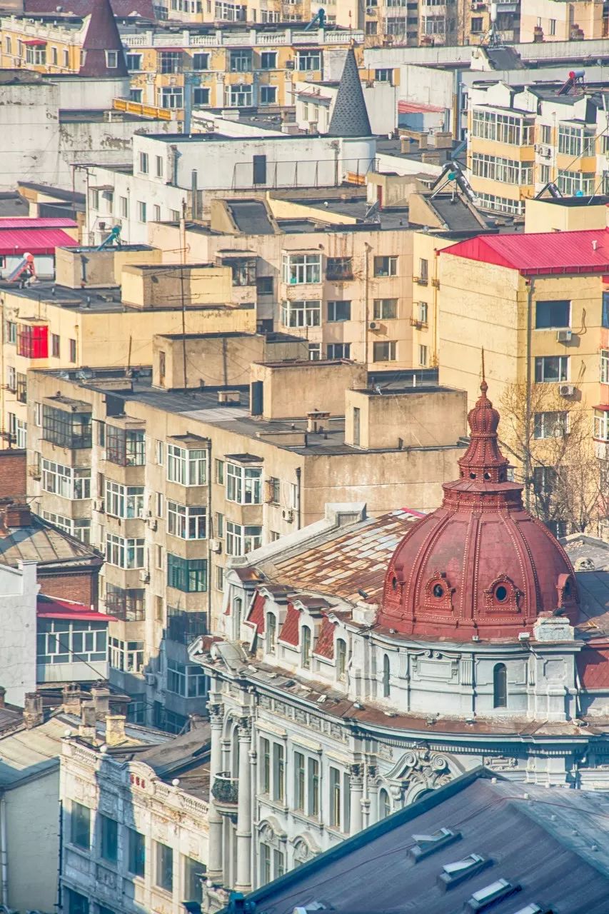 Image related to Harbin: The Ice-Snow Legend of the Oriental Paris! Central Avenue & St. Sophia Cathedral – A Farewell of 120,000 in Northeast China's Past