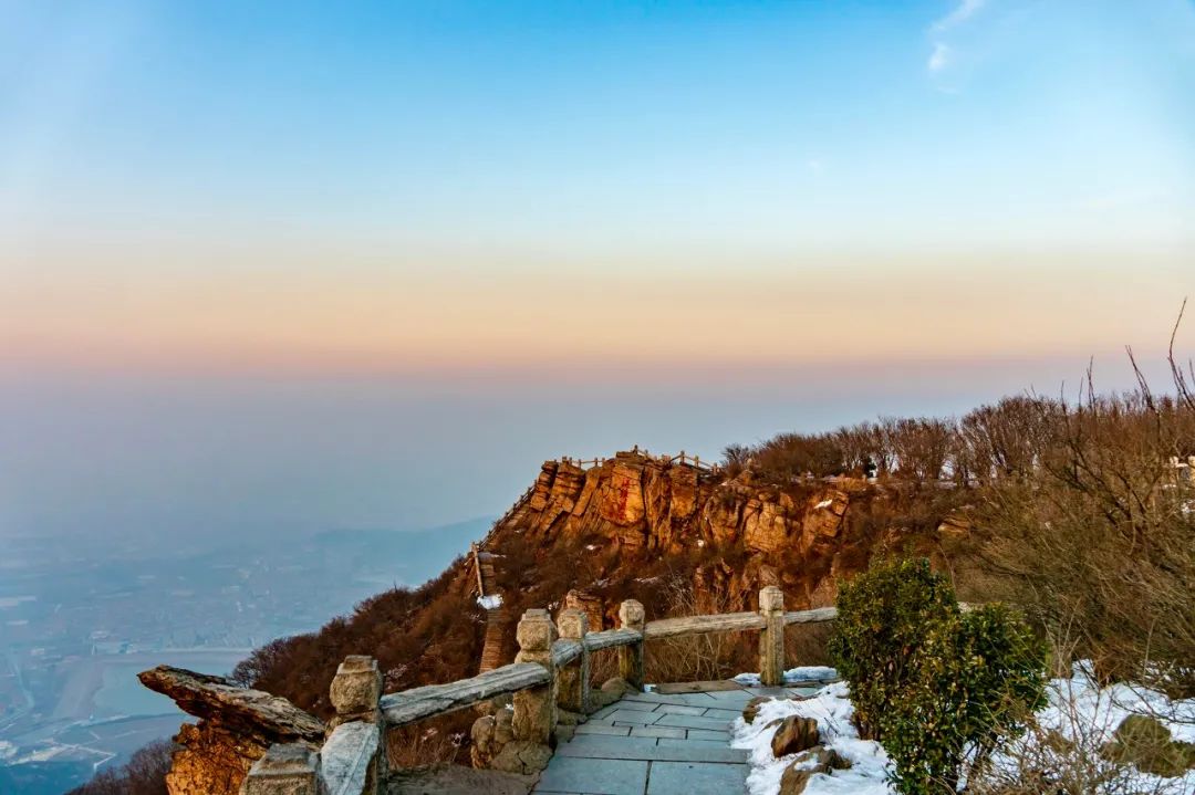Image related to Lianyungang: This Forgotten Coastal Gem in Jiangsu Deserves the Spotlight!