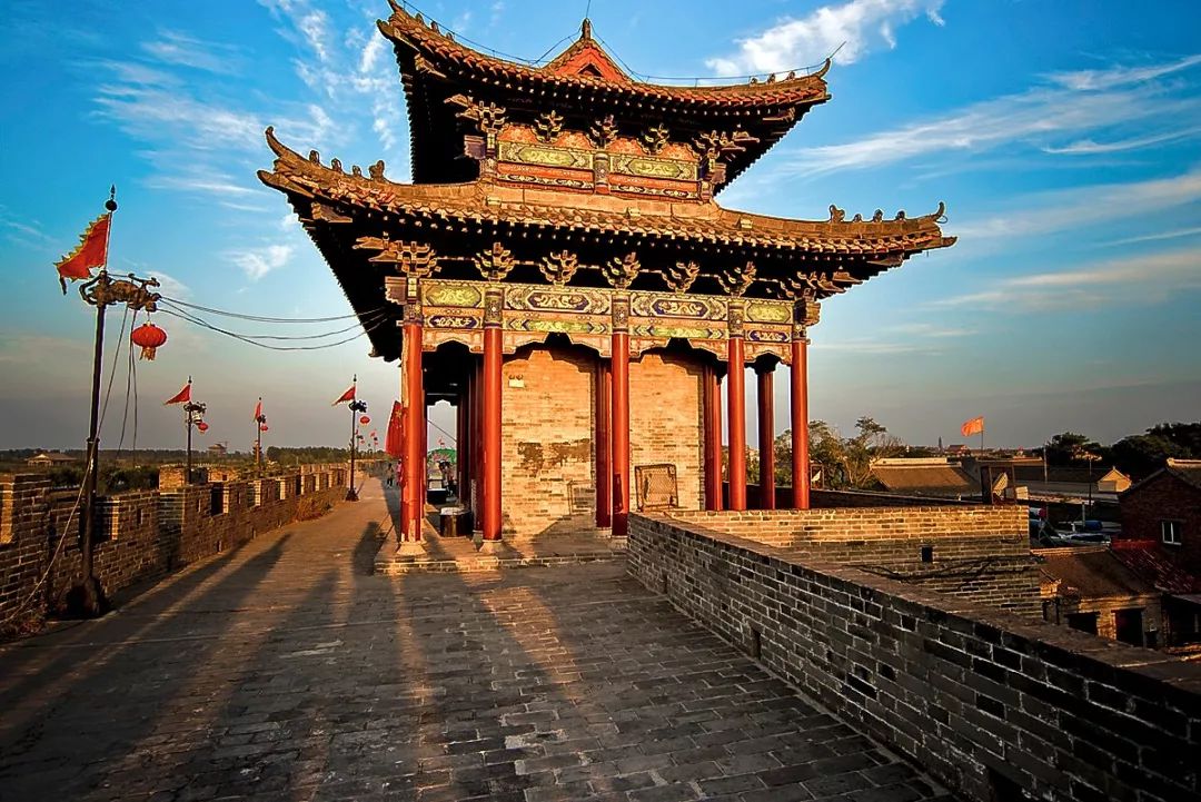 Image related to Kaifeng: From Bianjing of the Northern Song Dynasty to a Historic City Today—The Bustling Memories in Along the River During the Qingming Festival and the Sorrow of a Million Farewells