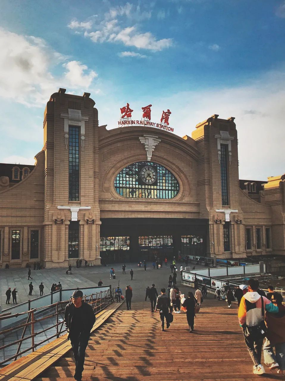 Image related to Harbin: The Ice-Snow Legend of the Oriental Paris! Central Avenue & St. Sophia Cathedral – A Farewell of 120,000 in Northeast China's Past