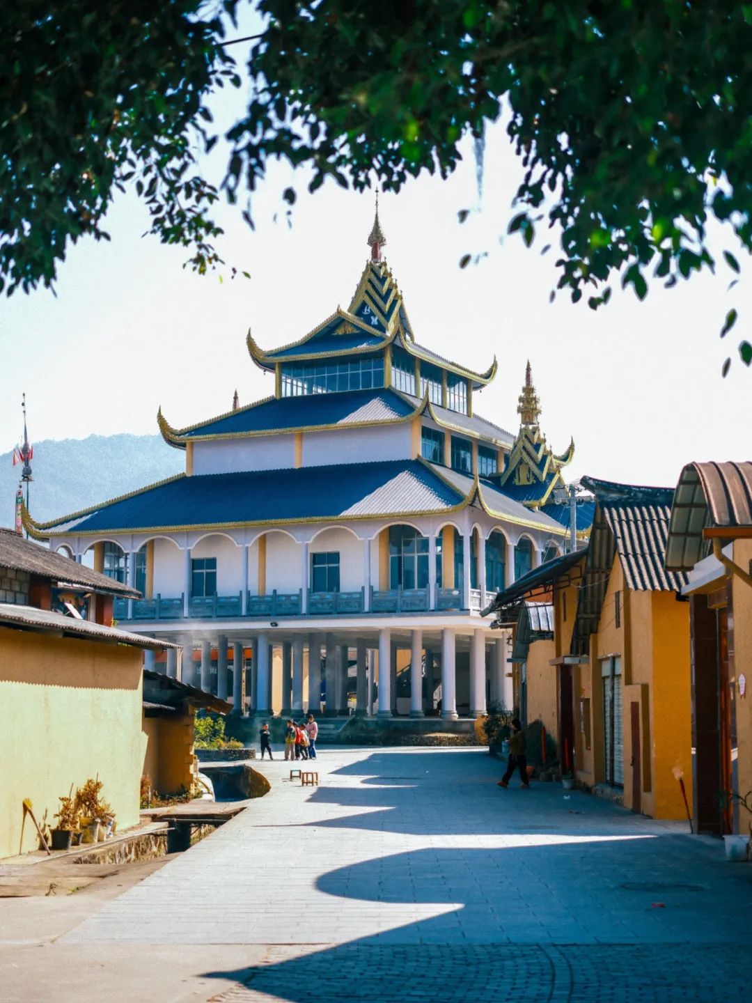 Image related to Mangshi: China's Only Single-Character City! Hot Springs for $0.5 & Southeast Asian Vibes, Yet Visitors Just 1% of Xishuangbanna's