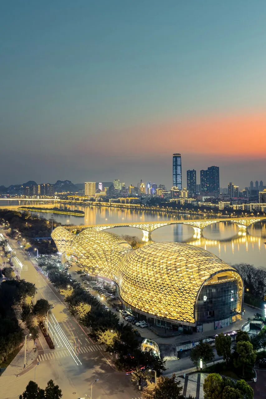 Image related to Liuzhou: Home of Luosifen! This Bowl of Noodles Conquers the World, with Scenery Rivaling Guilin Yet Unknown to Many