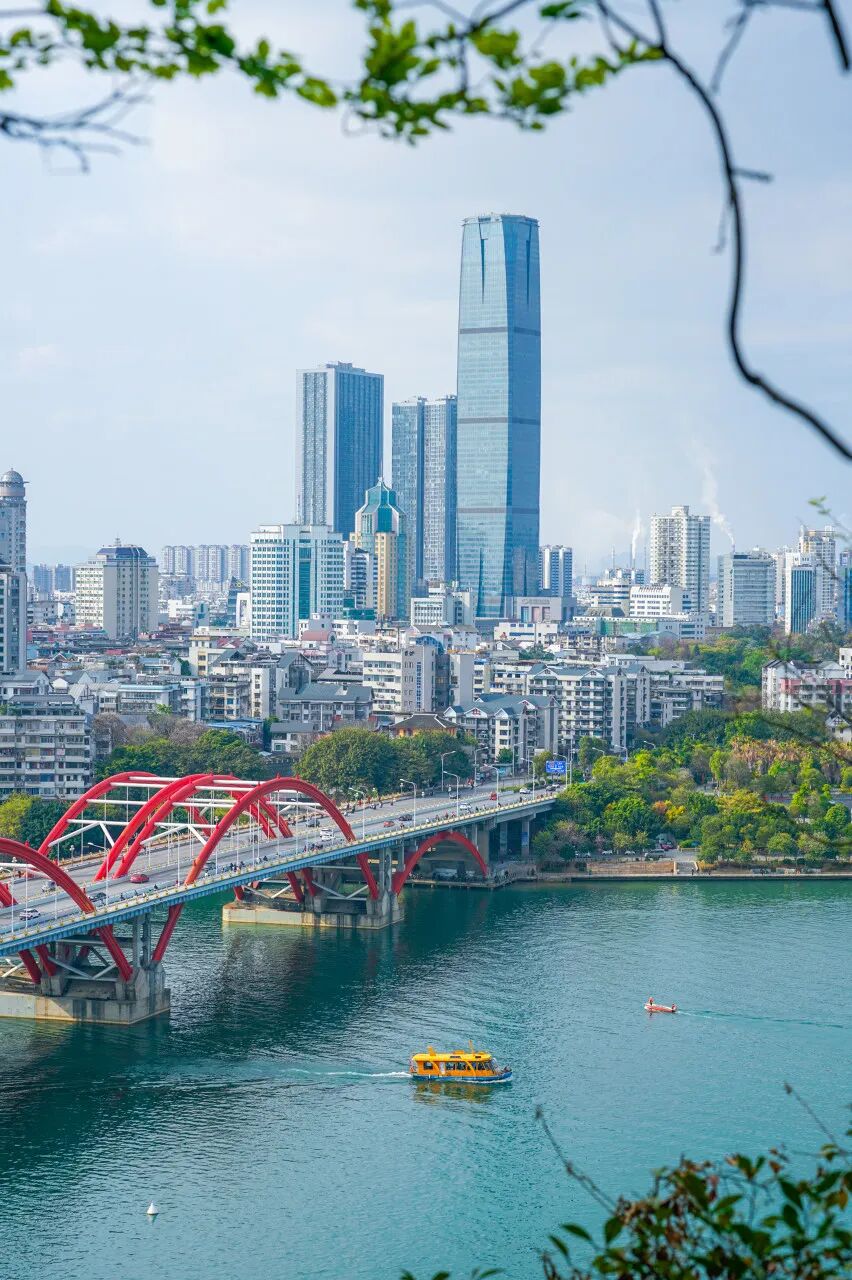 Image related to Liuzhou: Home of Luosifen! This Bowl of Noodles Conquers the World, with Scenery Rivaling Guilin Yet Unknown to Many