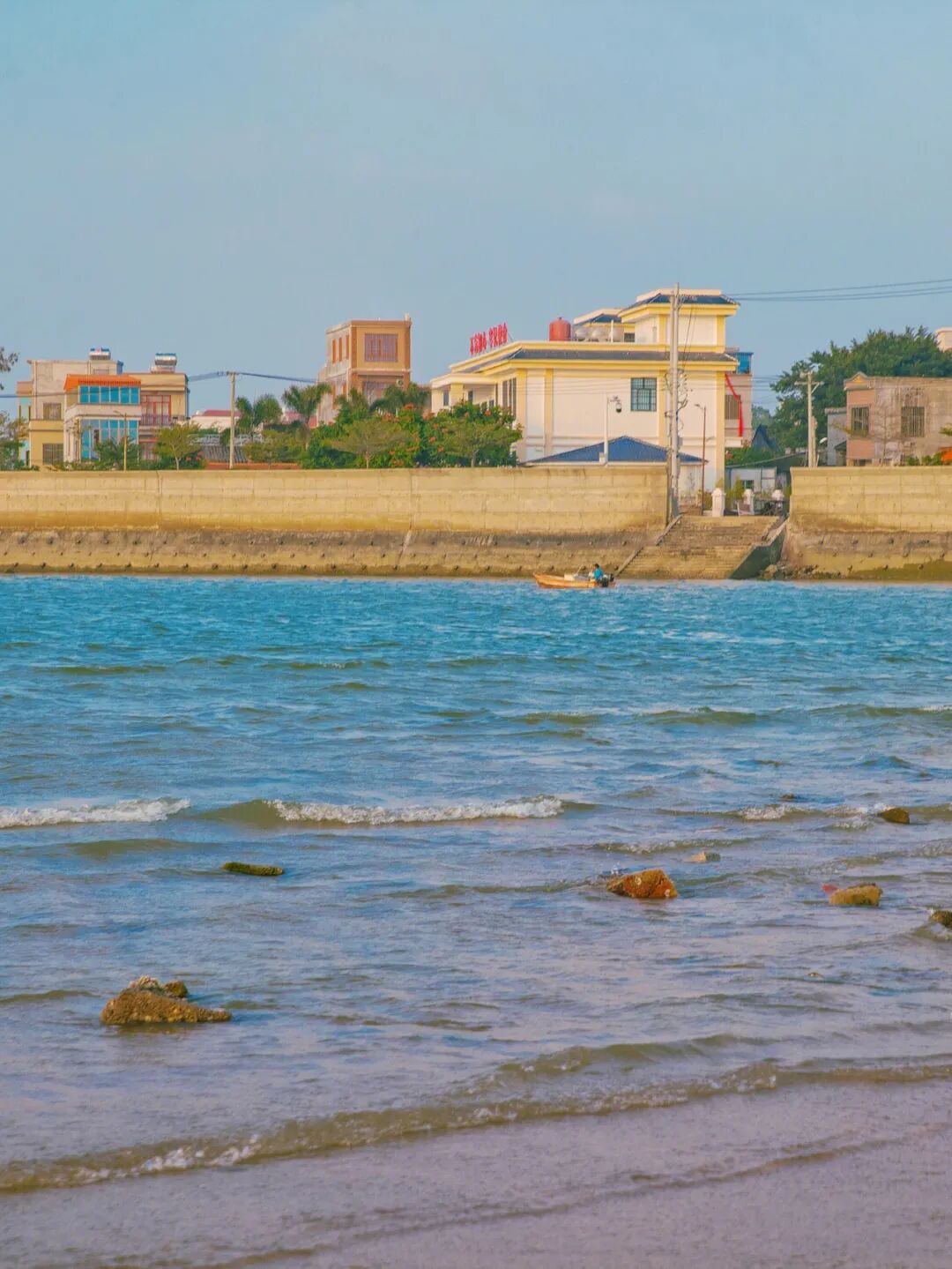 Image related to Dongfang: Hainan’s Most Affordable Retirement Haven with 7-Yuan Noodles, Yet So Low-Key It’s Almost Unknown Online!