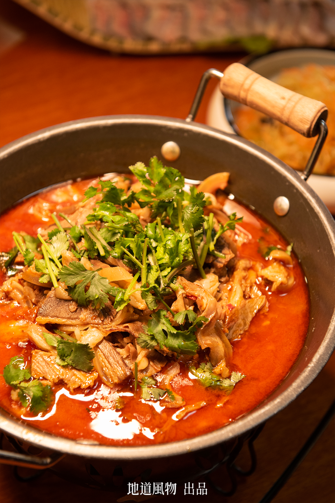 China's Most Appetizing Hot Pot: The Ultimate Rice Companion Conquering the Culinary World (Not Chongqing)