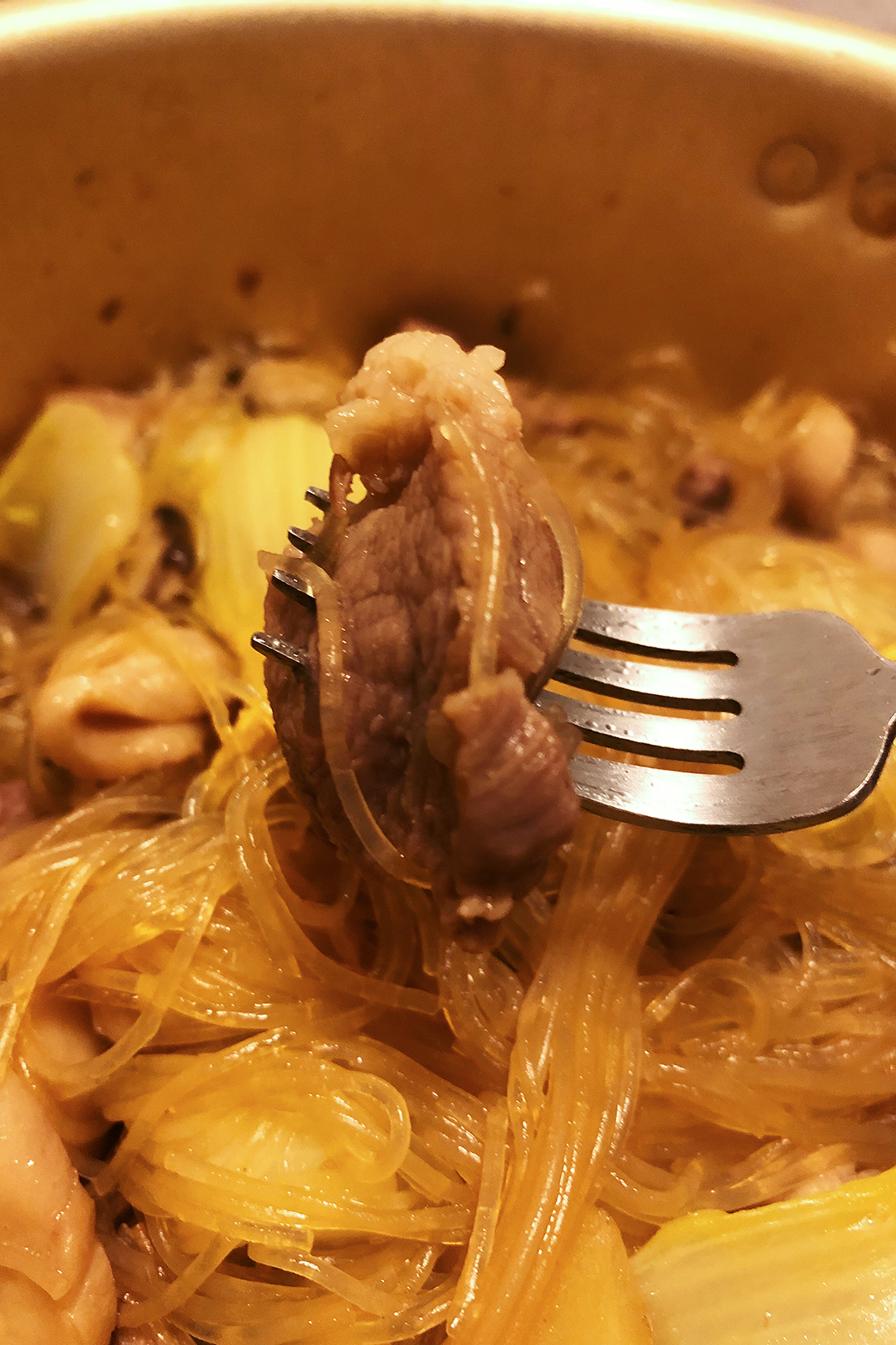Image related to A Pot Stews Mountains and Seas, Buns Bigger Than Faces: How Lavish Is This Province's New Year Feast?