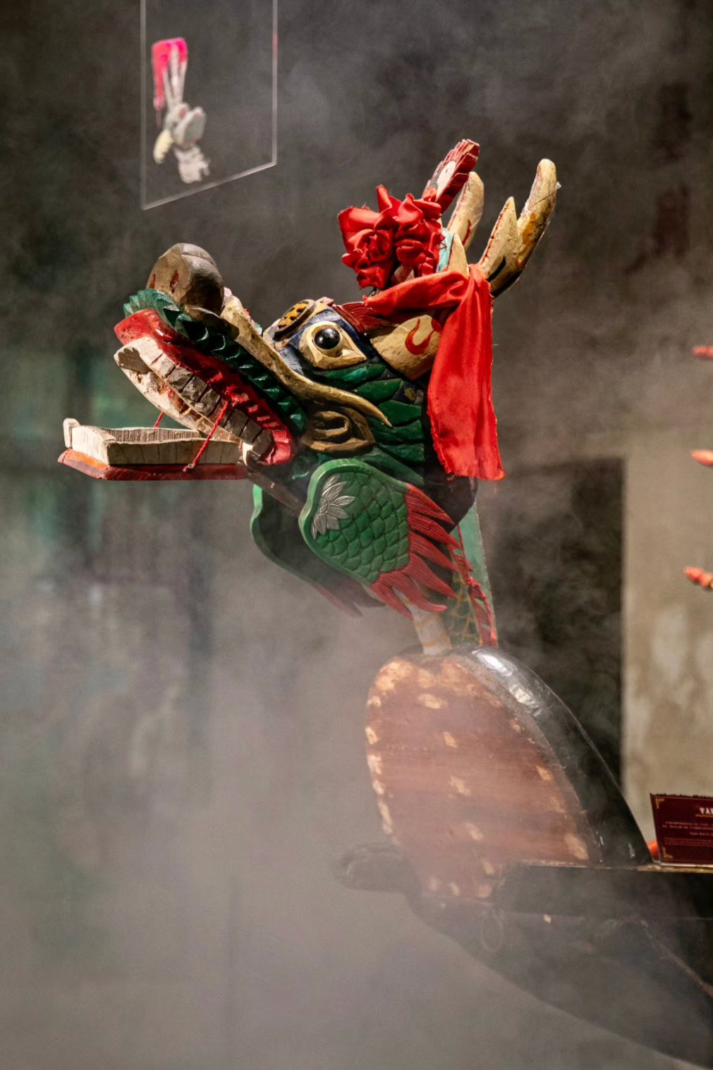 Image related to I've Been Working for Two Days, Why Are Cantonese Still Racing Dragon Boats?