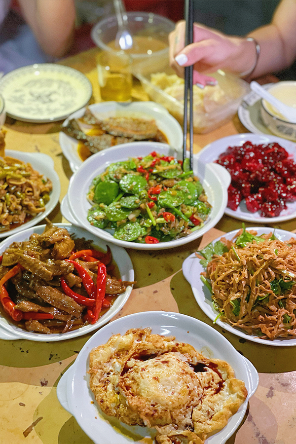 Image related to Why Has Jiangxi Stir-Fry Become the Go-To Comfort Food for Workers in Jiangsu-Zhejiang-Shanghai?