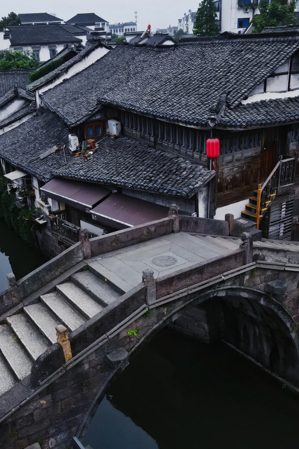 Image related to Stuffed Rice Cakes, Tofu in Tea... How Un-Jiangnan Can This Little County's Cuisine Get?