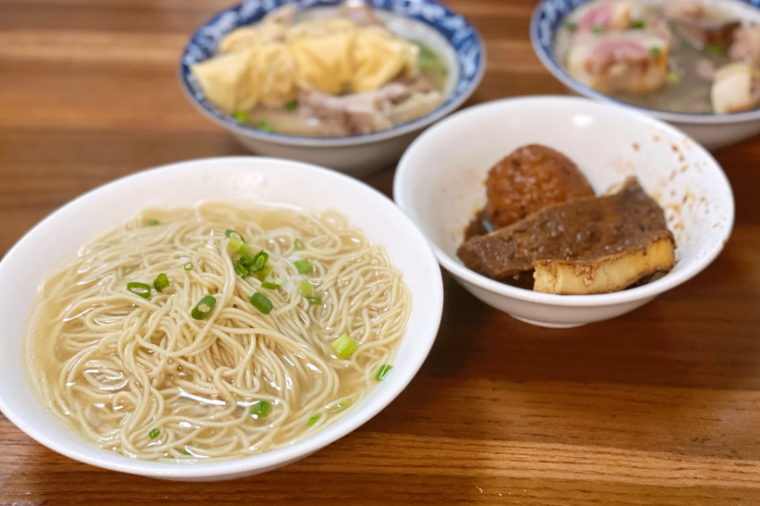 Image related to Stuffed Rice Cakes, Tofu in Tea... How Un-Jiangnan Can This Little County's Cuisine Get?