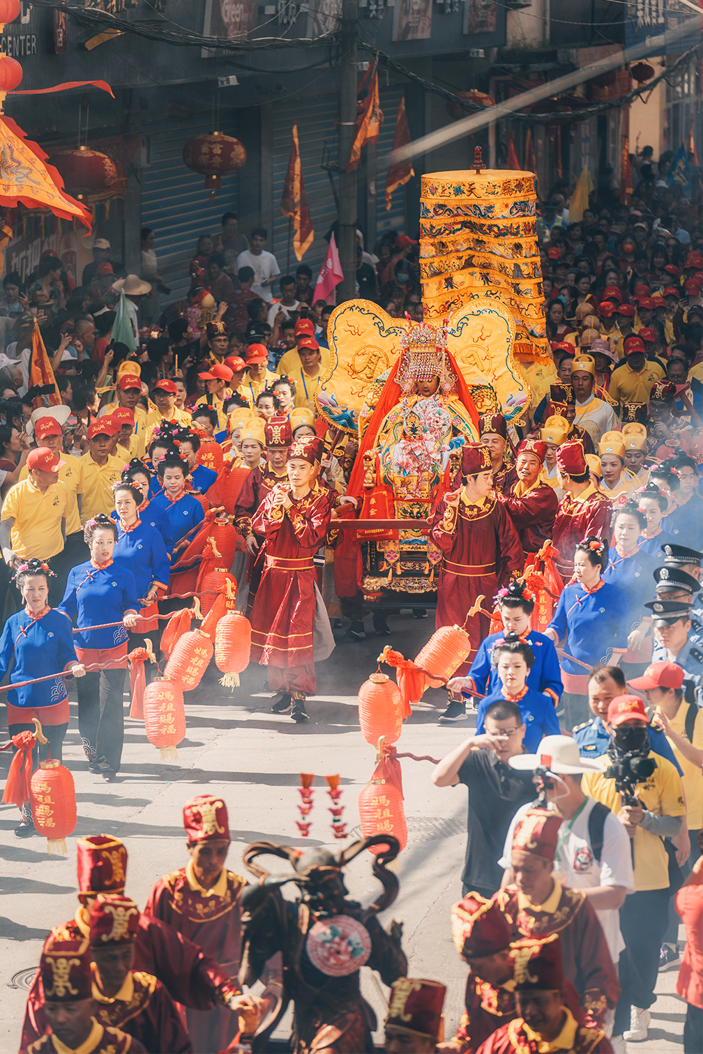 Image related to China's Most Festive Province: Celebrating Lunar New Year from Eve to March!