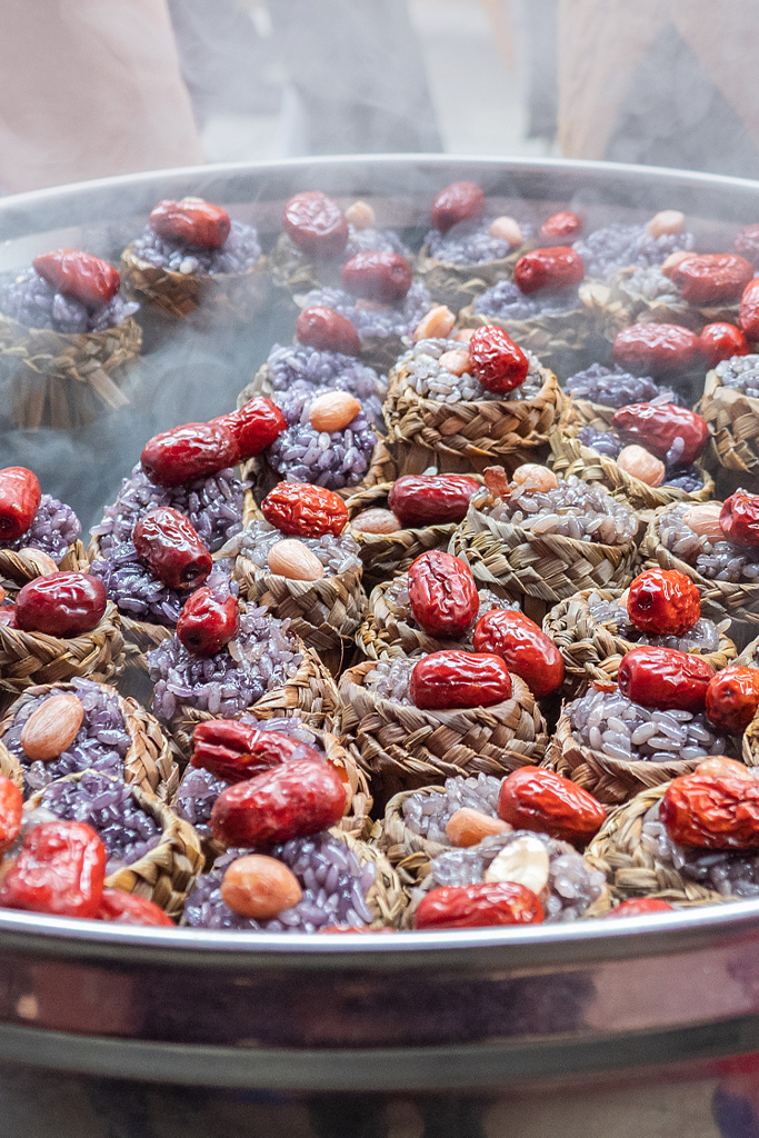 Image related to China's Sticky Rice Capital: 10,000 Ways to Feast on Glutinous Goodness!