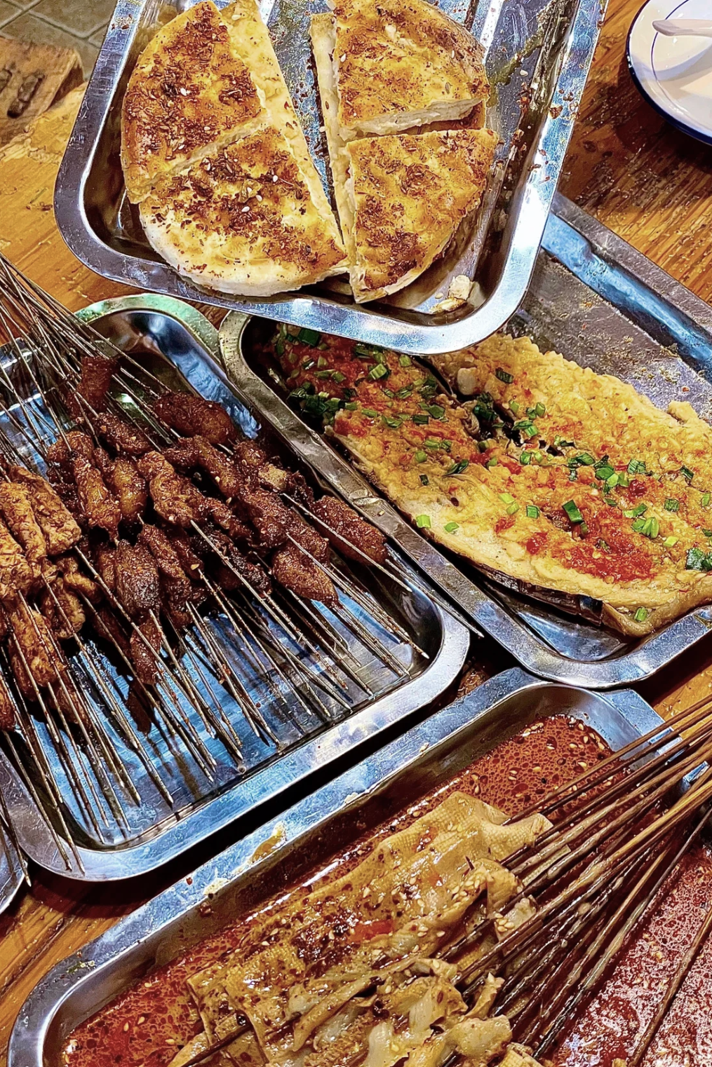 Image related to The Northwest Carb Capital Where Oil-Fried Bread and Fine Noodles Bloom, Keeping Millions Awake with Cravings