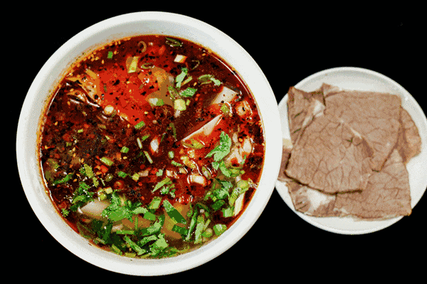 Image related to Lanzhou: A Bowl of Beef Noodles That Conquers the World! The First Bridge Over the Yellow River + Danxia Landforms, Northwest China's Romance Beyond Imagination