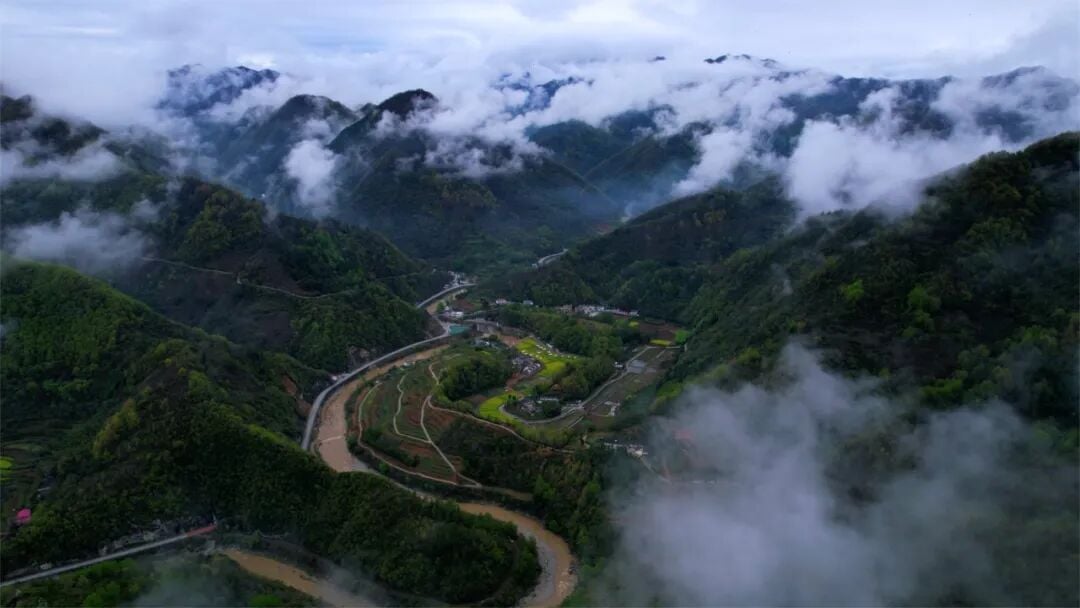 Image related to Will the Qinling Mountains Become the Next Songtsam-Style Travel Route?