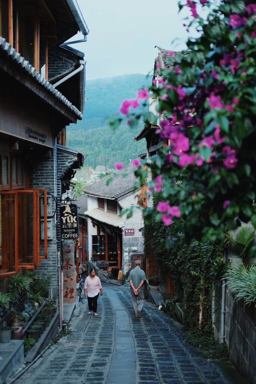 Image related to Baoshan, Yunnan: The Overlooked Slow City Quieter than Lijiang, as Charming as Xishuangbanna, and Perfect for a Summer Escape